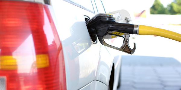 С 1 июня могут снизиться  акцизы на бензин в РФ